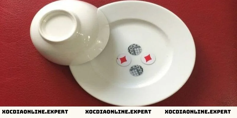 Cách chơi xóc đĩa chi tiết cho người mới - Đặt cược xóc đĩa